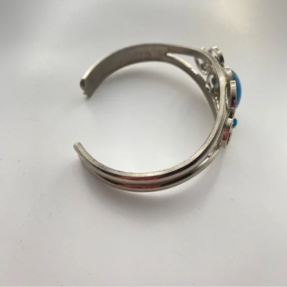 Artisan Silver tone Cuff Bracelet with Blue/Turquoise Cabachon Accents 6.5” - Picture 5 of 10